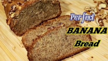 VIDEO: Perfectly moist BANANA BREAD | easy banana bread recipe
