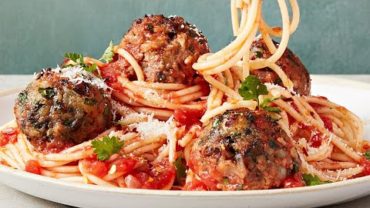 VIDEO: Test Kitchen’s Favorite Spaghetti and Meatballs | Pantry Staples | Everyday Food with Sarah Carey