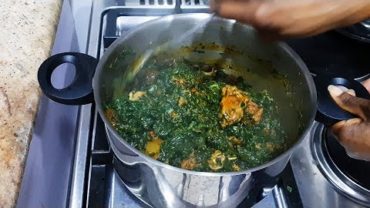 VIDEO: Vegetable Soup with Ugu and Water Leaves Edikang Ikong Soup Recipe | Flo Chinyere