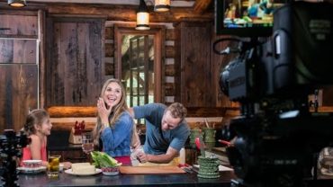 VIDEO: The Flexible Chef by Nealy Fischer