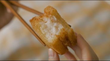 VIDEO: 이연복 셰프님 레시피로 만든 멘보샤 : Shrimp Toast | Honeykki 꿀키