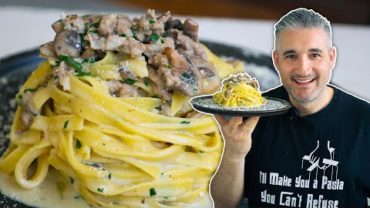VIDEO: Traditional Italian FETTUCCINE BOSCAIOLA! Nonna tried and asked for the recipe