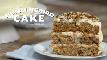 VIDEO: How To Make Hummingbird Cake | Southern Living