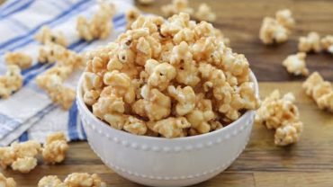 VIDEO: How to Make Caramel Popcorn | Homemade Caramel Popcorn Recipe