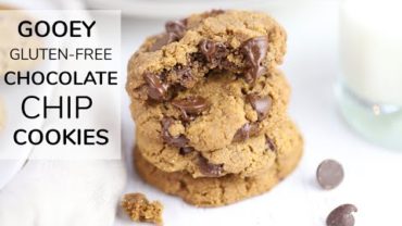 VIDEO: THE BEST CHOCOLATE CHIP COOKIES | gluten- free chocolate chip cookies recipe