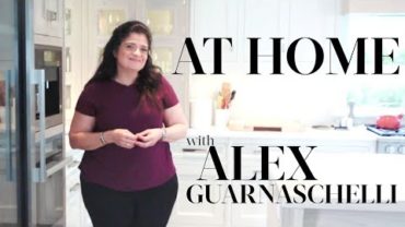 VIDEO: Alex Guarnaschelli’s Big and Bright Hamptons Kitchen | Food & Wine