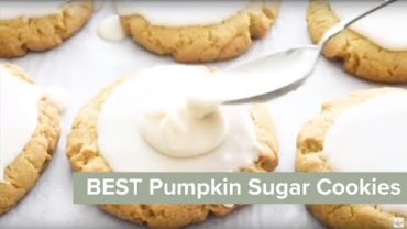 VIDEO: Crispy Pumpkin Sugar Cookies with Ginger Maple Glaze