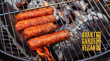 VIDEO: EASY BBQ SAUSAGES | @avantgardevegan by Gaz Oakley