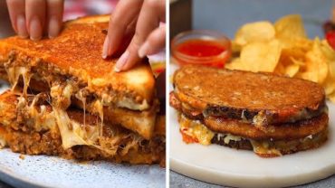 VIDEO: 7 Game Day Grilled Cheese Sandwiches