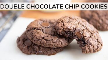 VIDEO: DOUBLE CHOCOLATE CHIP COOKIES | gluten-free cookie recipe