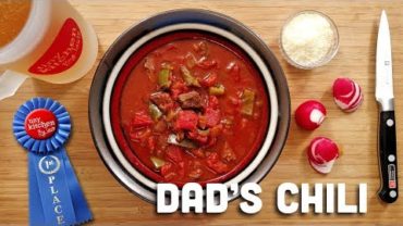 VIDEO: Dad’s Award Winning Chili // Tiny Kitchen Big Taste