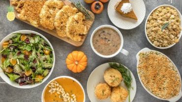 VIDEO: The Ultimate Vegan Thanksgiving + Recipes!