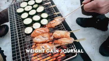 VIDEO: What I Eat in the Snow | Weight Gain Journal | wah