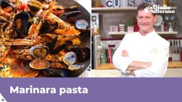 VIDEO: MARINARA PASTA (Pasta with seafood: Italian recipe)
