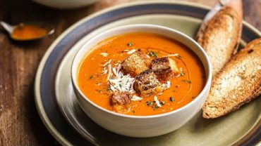 VIDEO: [SUB CC] 토마토수프 맛있게 끓이는 비법 : Tomato soup 🍅 [아내의 식탁]