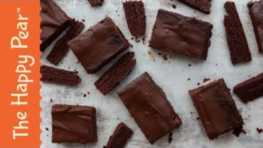 VIDEO: Beet Brownies with chocolate genache – VEGAN | The Happy Pear