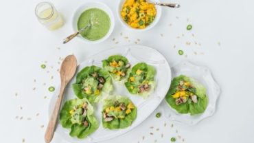 VIDEO: The Flexible Chef | Chicken Lettuce Cups With Mango Salsa & Pesto
