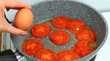 VIDEO: Haben Sie Tomaten und Eier? Kochen Sie dieses einfache frische Rezept, lecker und preiswert.
