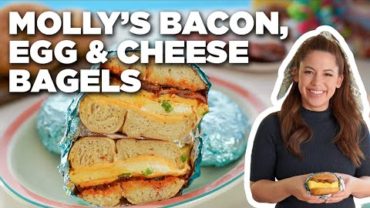 VIDEO: Molly Yeh’s Bacon, Egg and Cheese Bagels | Girl Meets Farm | Food Network