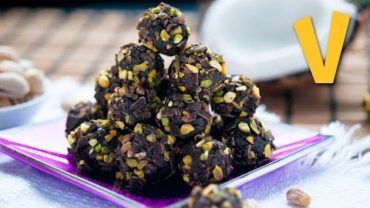 VIDEO: Chocolate Pistachio Truffles
