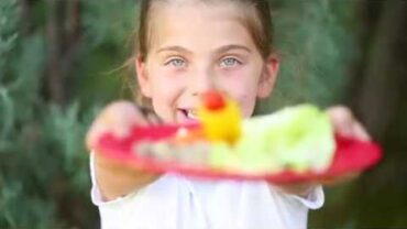 VIDEO: Masterclass: Simple Steps To Get Kids To Eat Vegetables | The Flexible Chef