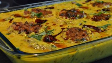 VIDEO: Kadhi pakora or Karhi pakora , Panjabi kadhi pakoda recipe video , simple and easy to follow.
