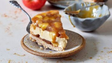 VIDEO: Caramel Apple Cheesecake (Vegan, Gluten-Free)
