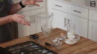 VIDEO: How to Make Mess-Free Pancakes | Food & Wine