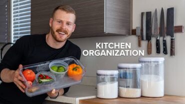 VIDEO: Beginner’s guide to Kitchen Organization (Fridge, Pantry, Knives, Pots + more)