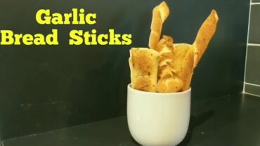 VIDEO: Garlic Bread Sticks recipe | Bread Sticks Recipe | garlic bread recipe | garlic bread sticks