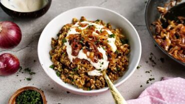 VIDEO: Mujadara | Lebanese Lentils and Rice (Easy, Vegan, Gluten-Free Recipe)