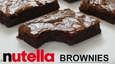 VIDEO: 5 Ingredient Nutella Fudge Brownies Recipe! Nutella Brownies