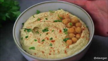 VIDEO: Best Oil-Free Hummus | Easy Homemade Recipe