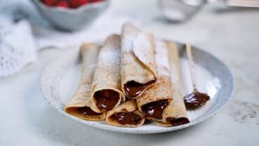 VIDEO: Gluten-Free Vegan Crepes (perfectly pliable, soft and yummy)