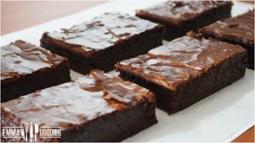 VIDEO: BEST Brownies Recipe – Fudgy Brownies