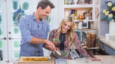 VIDEO: Roasted Pumpkin and Crunchy Red Quinoa Salad with Sesame Mint Dressing | Home & Family