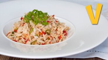 VIDEO: Asian Style Stir-Fied Rice