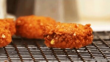 VIDEO: Deep-Fried Pimento Cheese Sandwich | Southern Living
