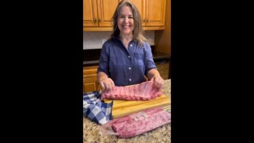 VIDEO: Want to be known for your ribs?🔥Remove the skin for tasty juicy meat. #shorts