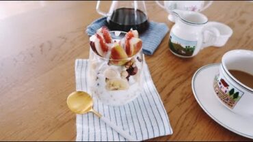 VIDEO: 무화과 요거트와 버터 토스트
