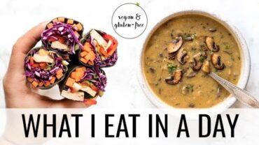 VIDEO: 36. What I Eat in a Day + an AMAZING SOUP RECIPE! 🍲