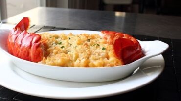 VIDEO: Lobster Mac and Cheese Recipe – How to Make Lobster Macaroni and Cheese