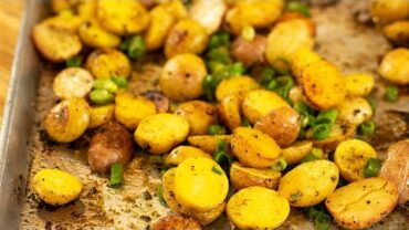 VIDEO: Greek Lemony Roasted Baby Potatoes