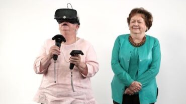 VIDEO: Southern Grandparents React To Virtual Reality – Bonus Cut! | Southern Living
