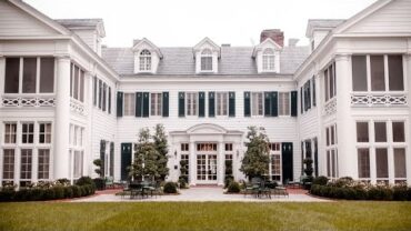 VIDEO: The South’s Most Beautiful Estates | Southern Living