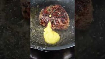 VIDEO: BEEF WITH GREEN PEPPERCORN SAUCE #shorts #asrm