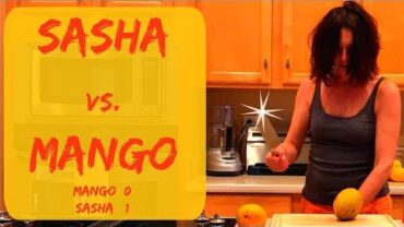 VIDEO: HOW TO SLICE A MANGO & HOW DO YOU CUT OPEN A MANGO – THURSDAY TIPS WITH SASHA