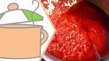 VIDEO: How to Fry Nigerian Tomato Stew | Flo Chinyere