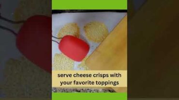VIDEO: Easy cheese crisps 🔥 for parties or anytime you crave a crunchy snack #shorts gf & low carb