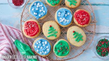 VIDEO: The Easiest Soft Sugar Cookies Recipe & Icing For Decorating